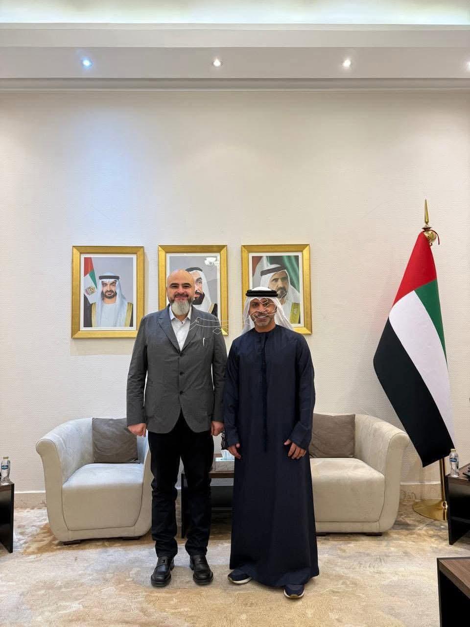 سفير الإمارات يستقبل رئيس العلاقات الحكومية والشؤون العامة بمجموعة "موانئ دبي العالمية" 1 IMG 20260425 WA0028