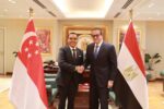الدكتور خالد عبدالغفار يستقبل وزير الدولة لوزارتي الداخلية والخارجية بسنغافورة لوضع خطة تستهدف تقديم المساعدات الإنسانية لقطاع غزة